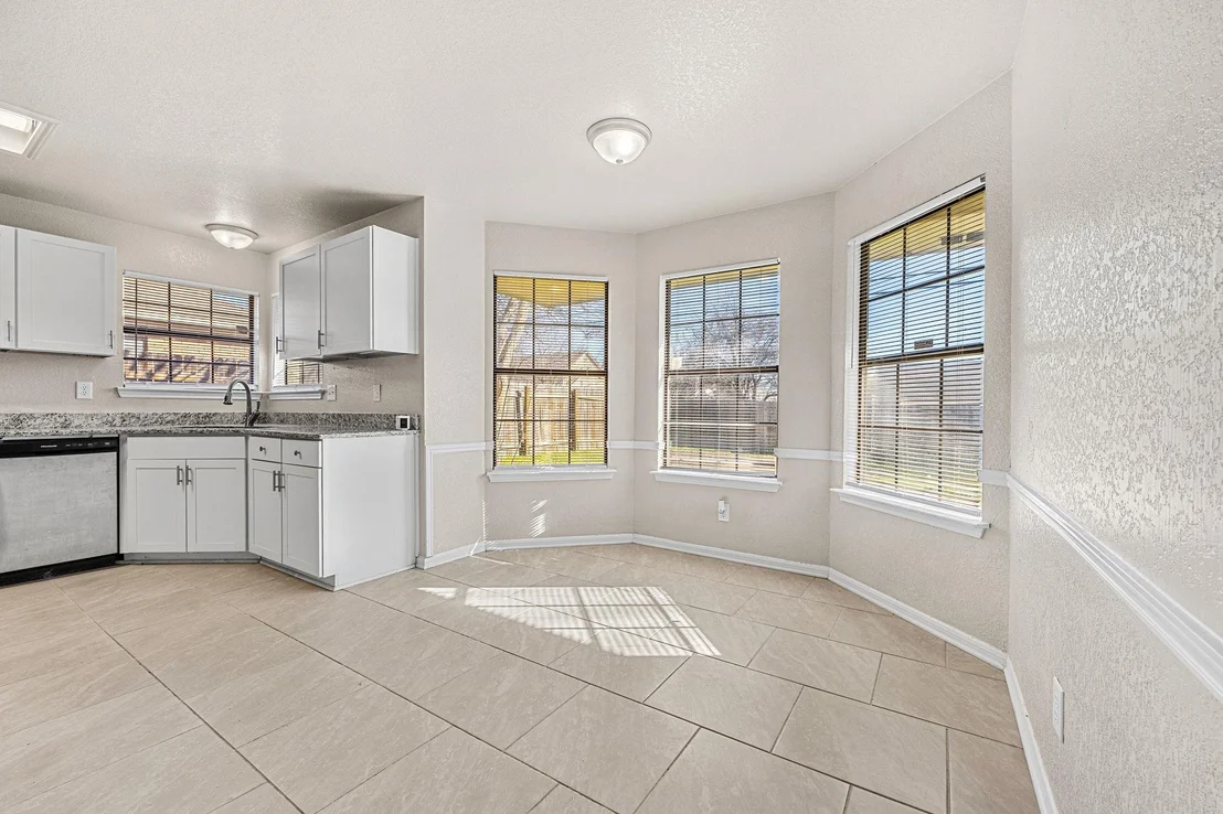 Photo of 5105 Shawn DR