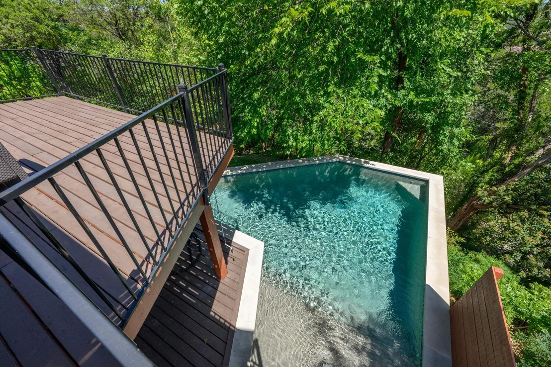 Photo of 5104 Beverly Hills DR