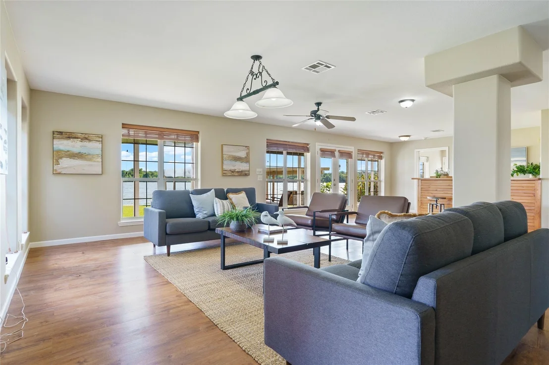 Photo of 130 Circle PT