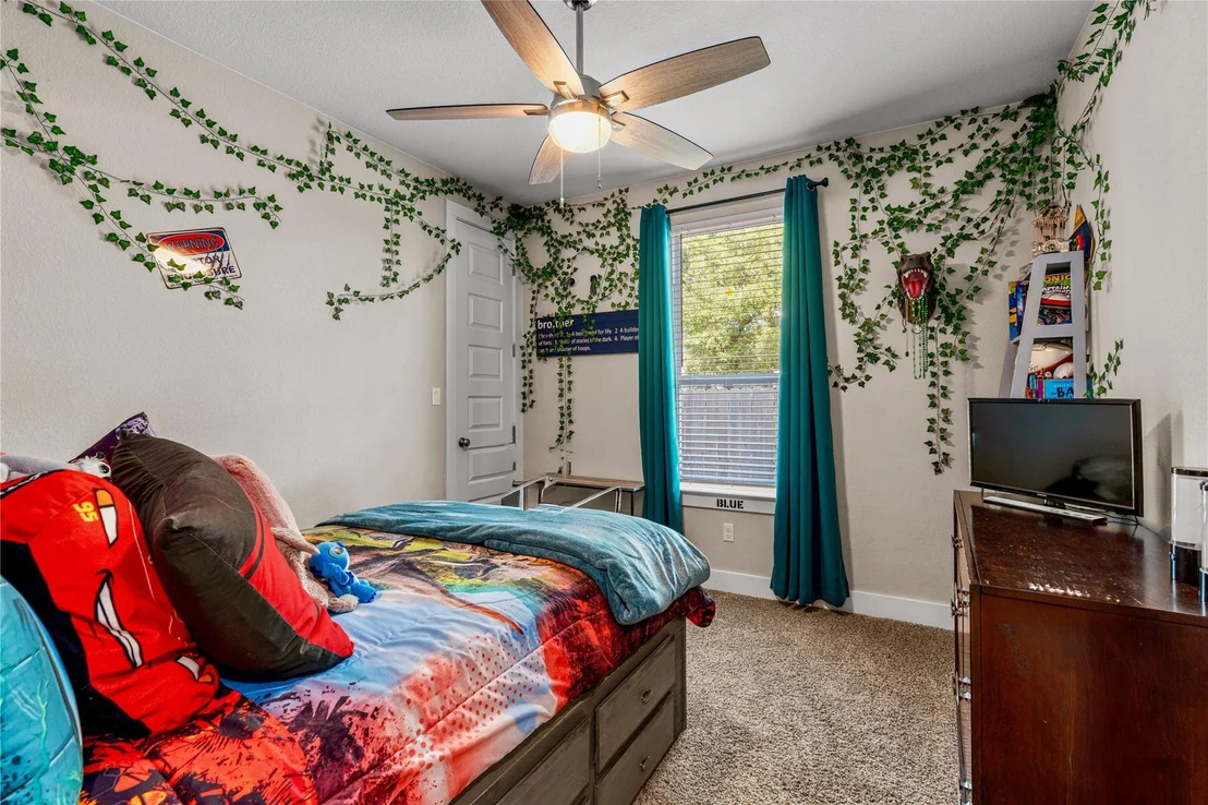 Photo of 533 Mallow RD