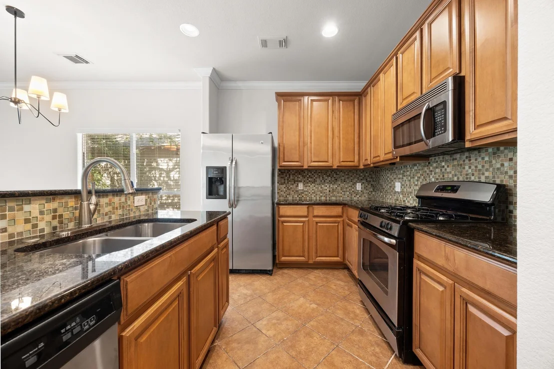 Photo of 2013 Amur DR