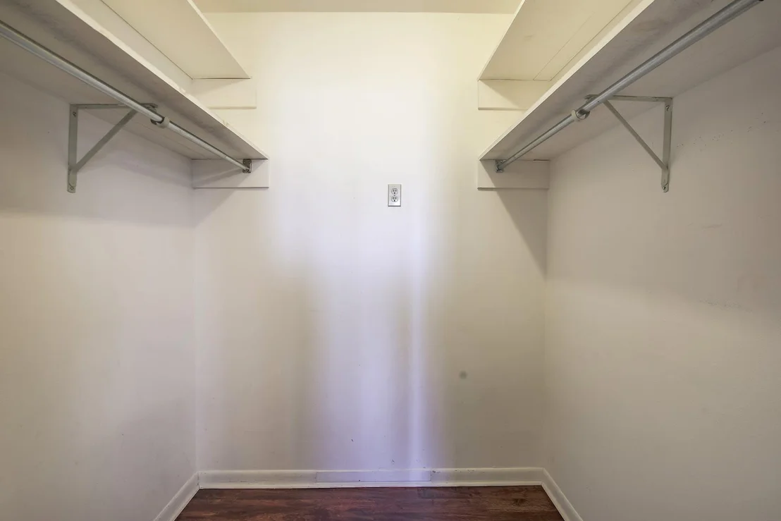 Photo of 1005 Salem LN