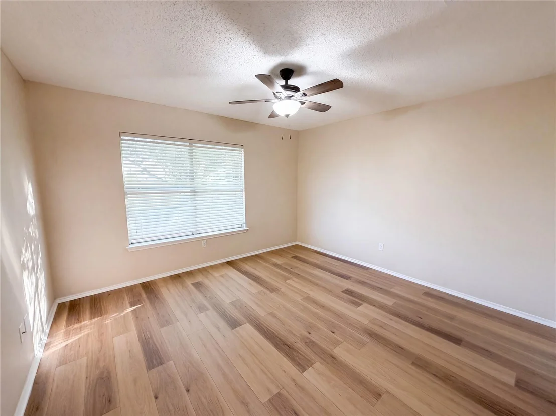 Photo of 2727 High Point DR