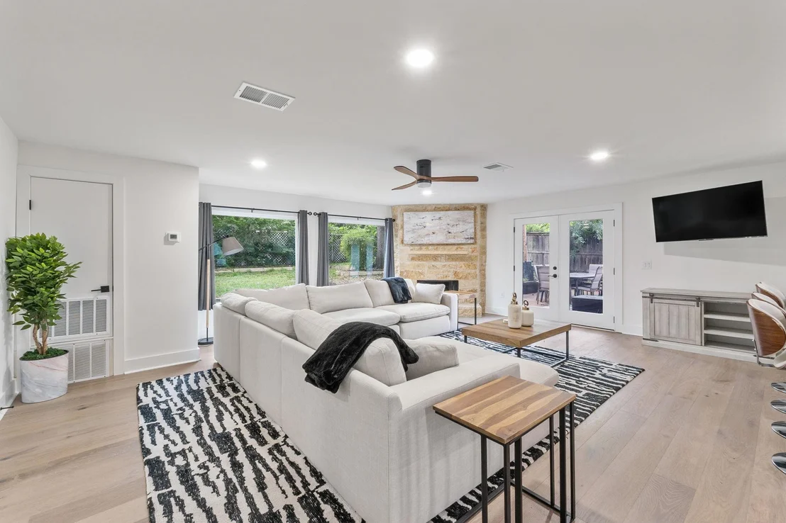 Photo of 5800 Marilyn DR