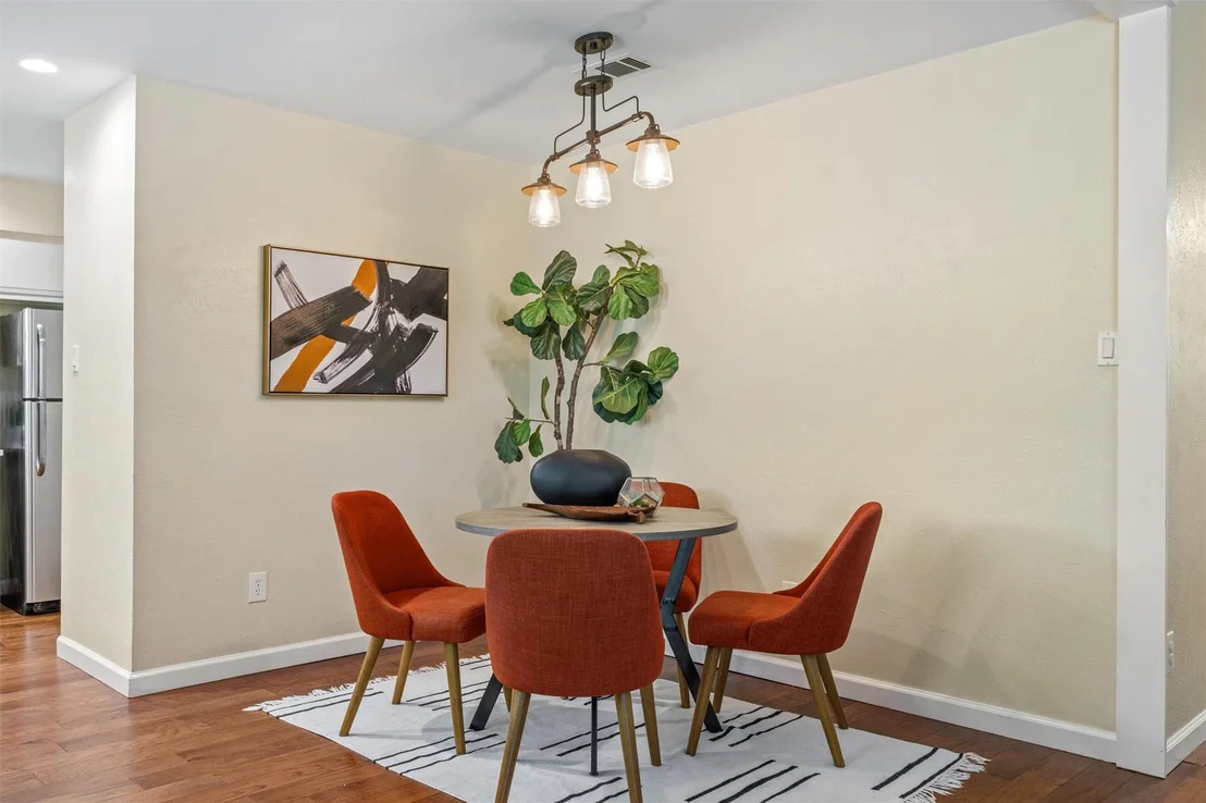 Photo of 617 Blackberry DR