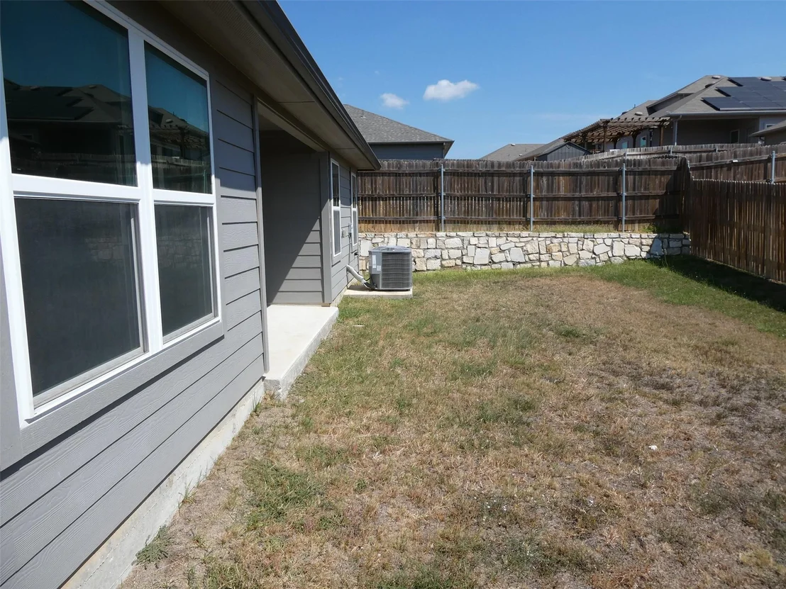 Photo of 6009 RODERICK DR