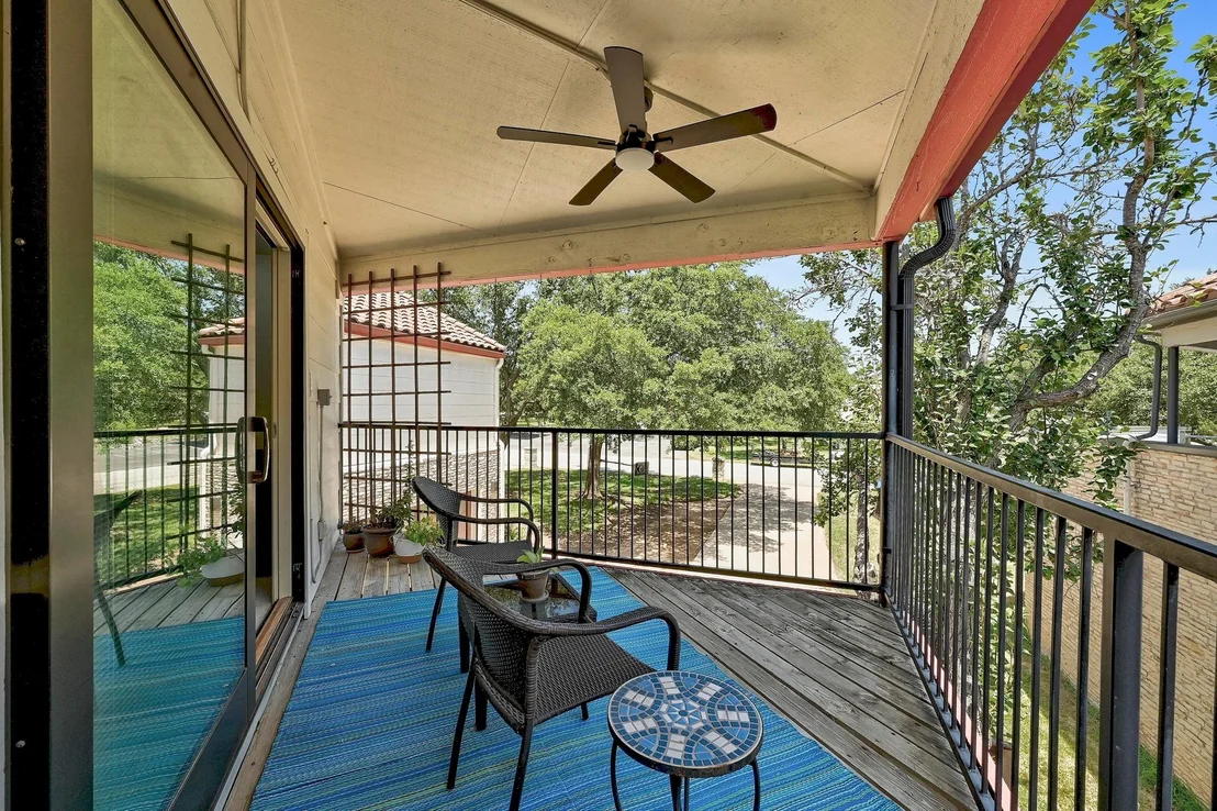 Photo of 122 Acapulco DR