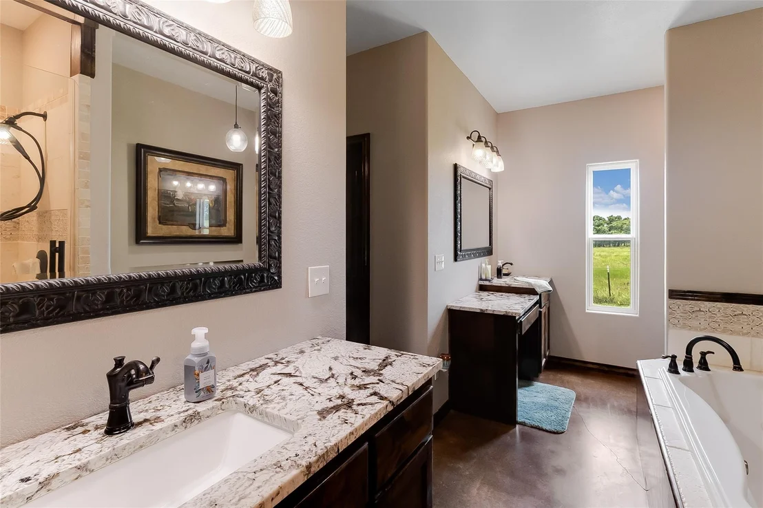 Photo of 3067 County Road 321