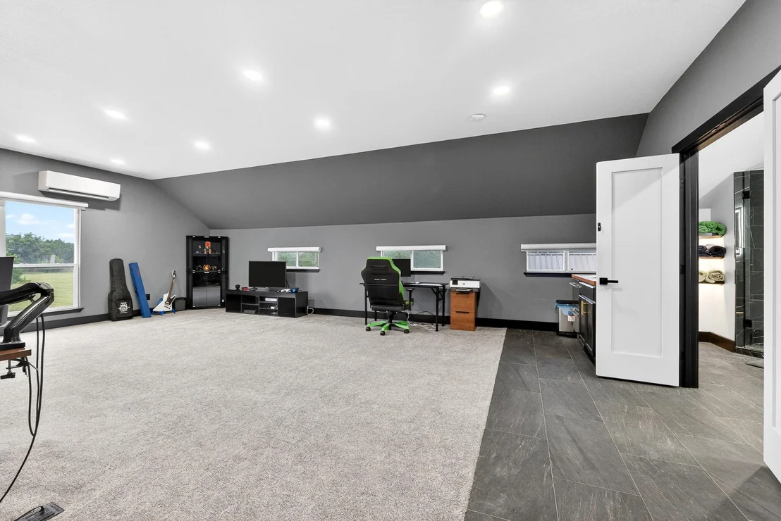 Photo of 421 Sunset Ridge DR