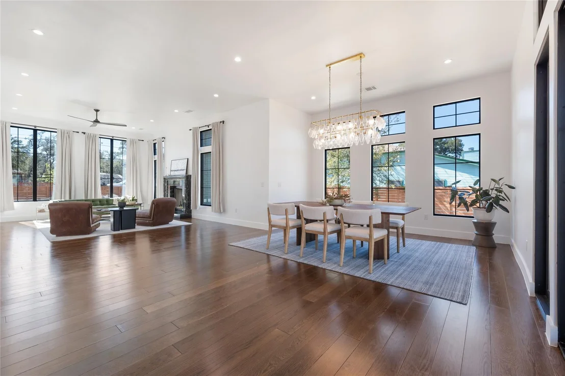 Photo of 1701 Saracen RD