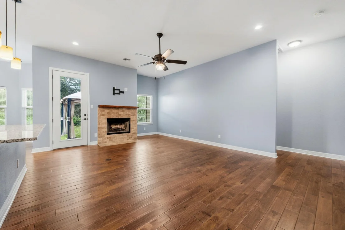 Photo of 413 Bedford DR