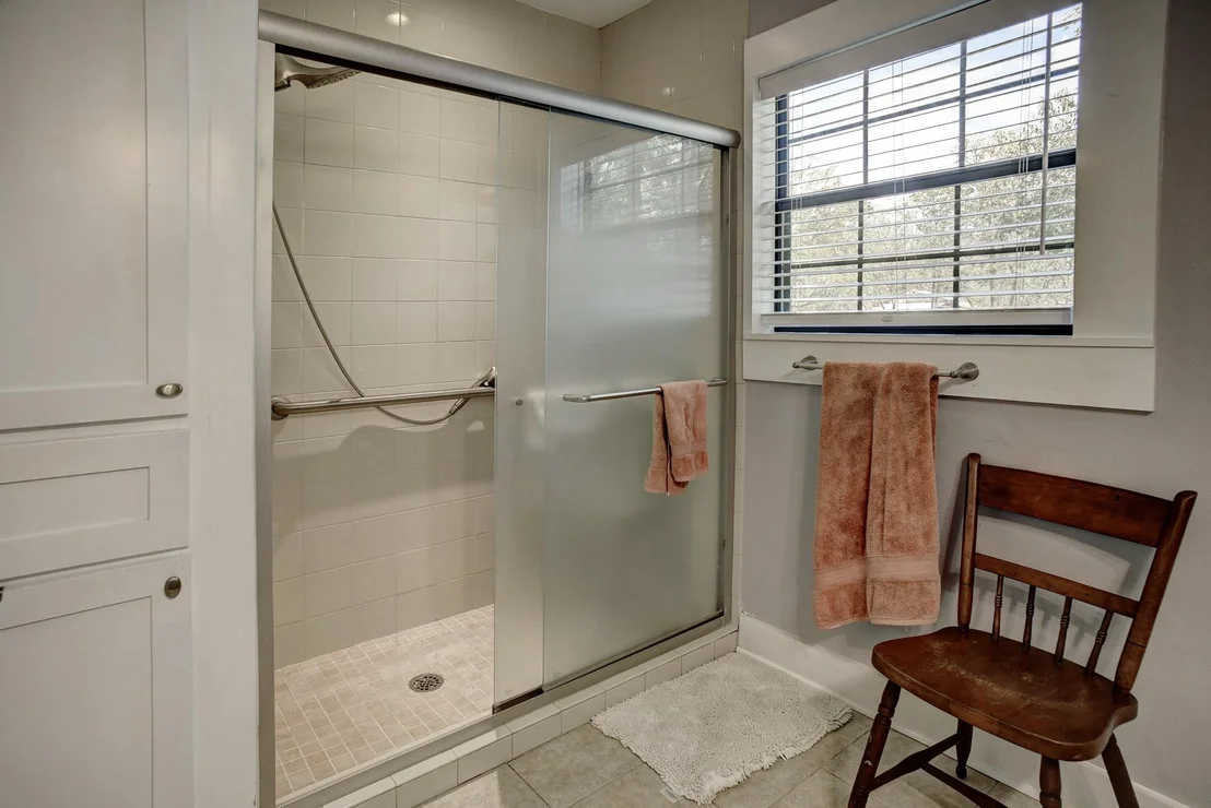 Photo of 1401 Hill ST
