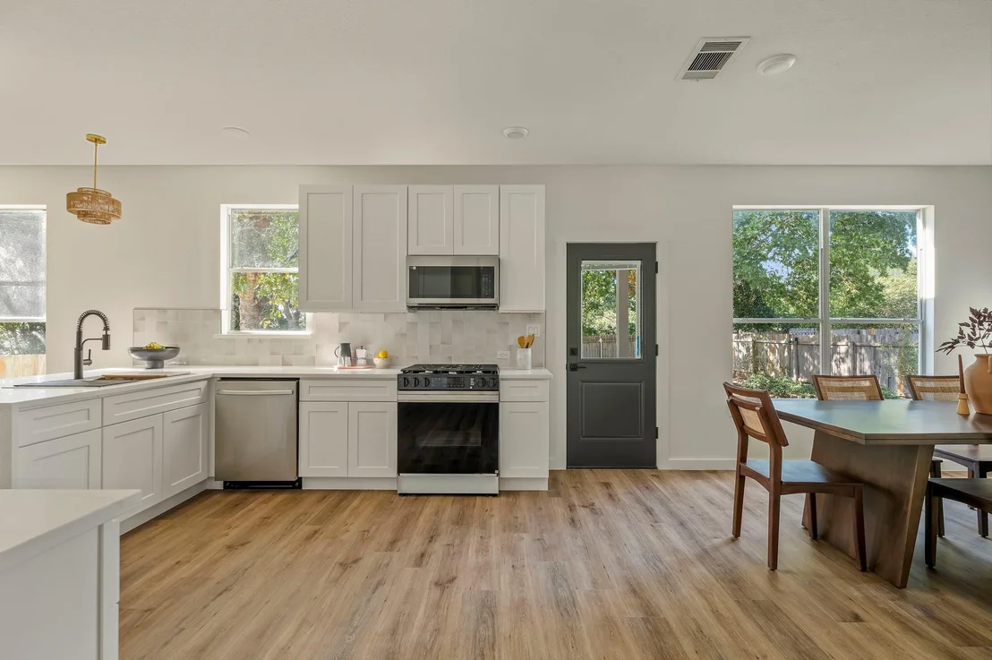 Photo of 323 Ranier LN