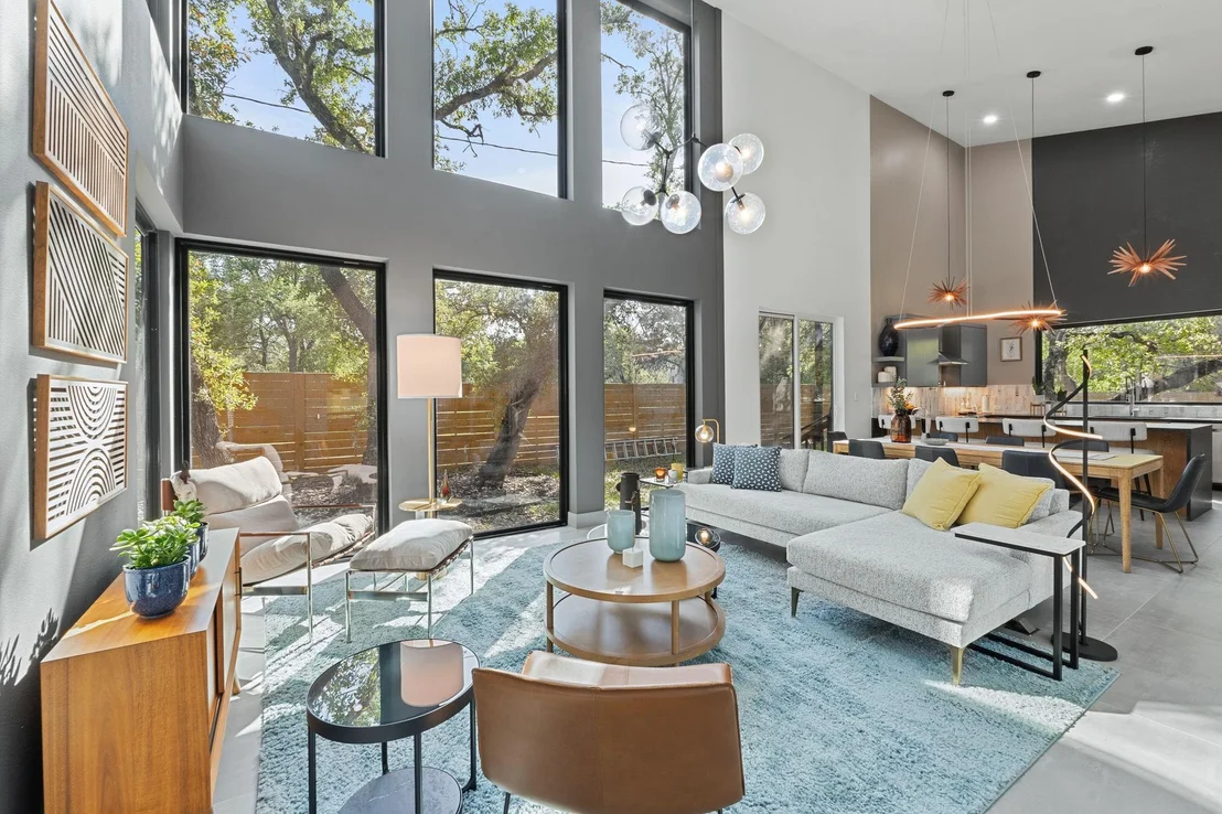 Photo of 5908 Lakeside TRL
