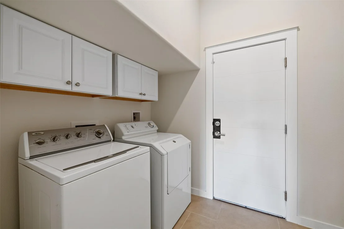 Photo of Unit A at 8901 Parker Ranch CIR