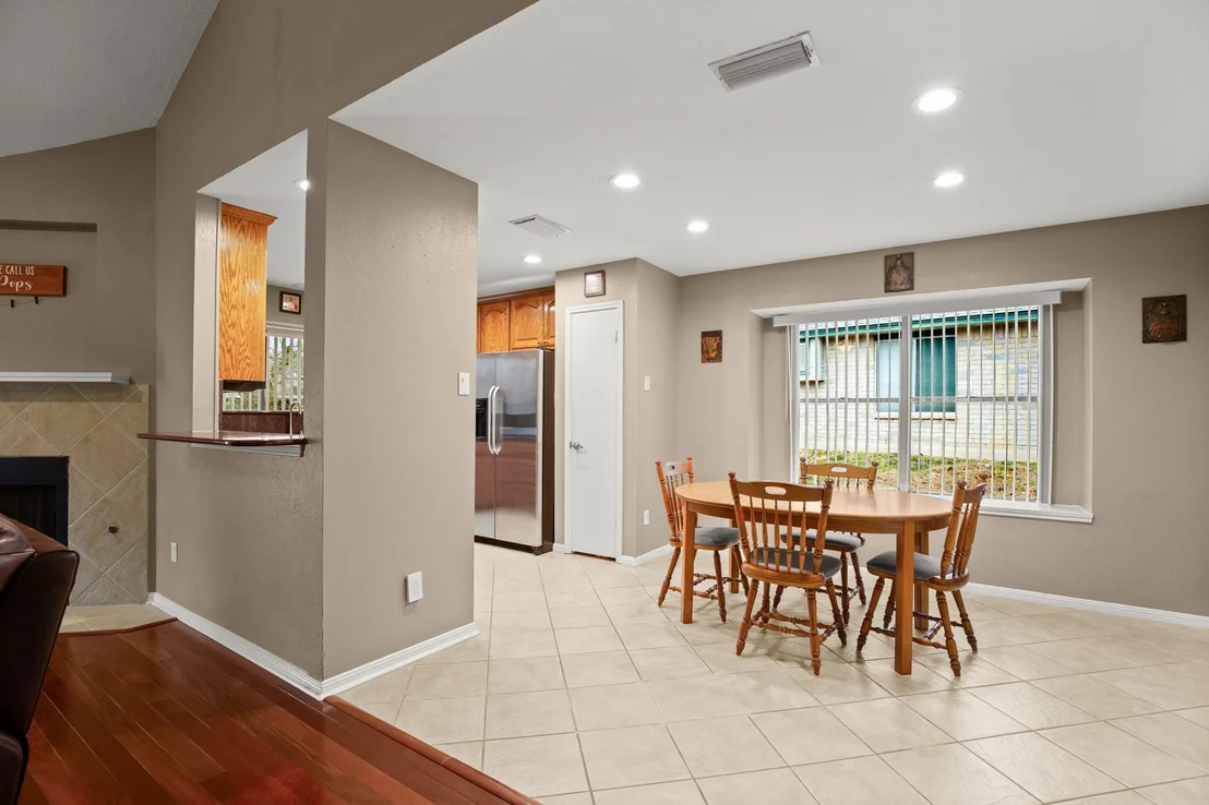 Photo of 1603 Quail Run RD