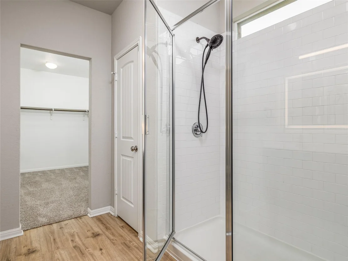 Photo of 121 Struss DR