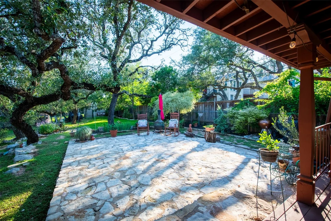 Photo of 5504 Lands End ST