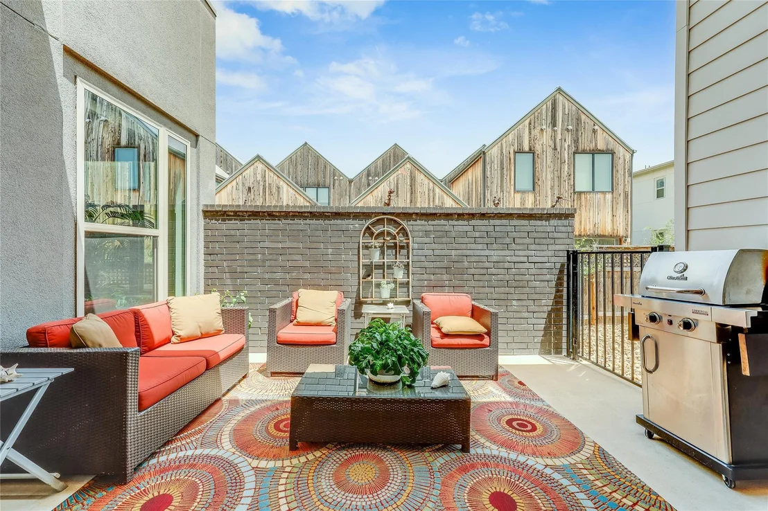 Photo of 4537 Berkman DR