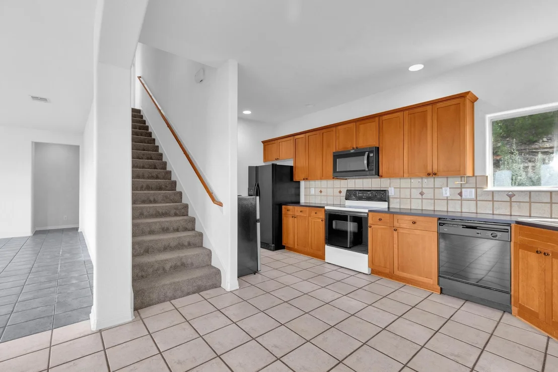 Photo of 403 Rogart DR