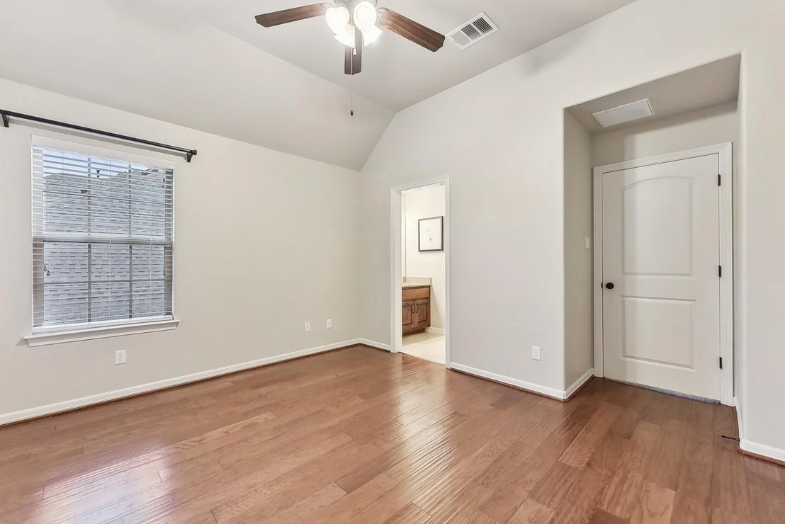 Photo of 2120 Park Place CIR