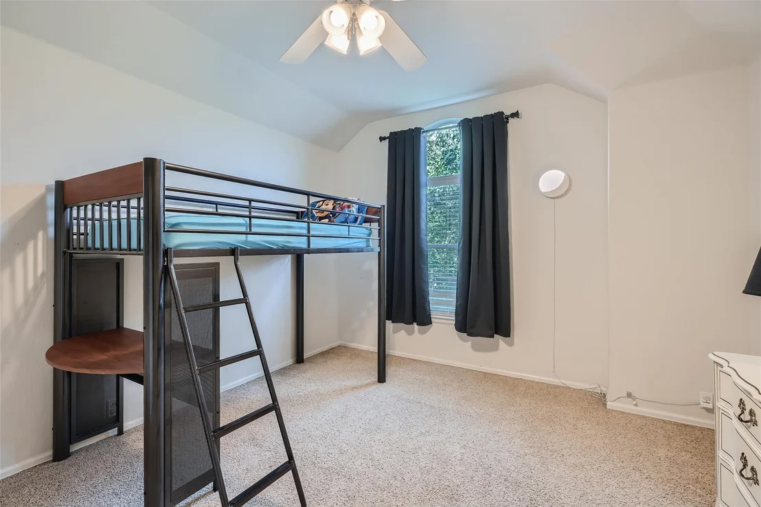 Photo of 269 Camelia PKWY