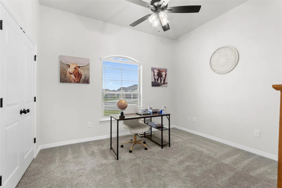 Photo of 812 Eagle Crest CV
