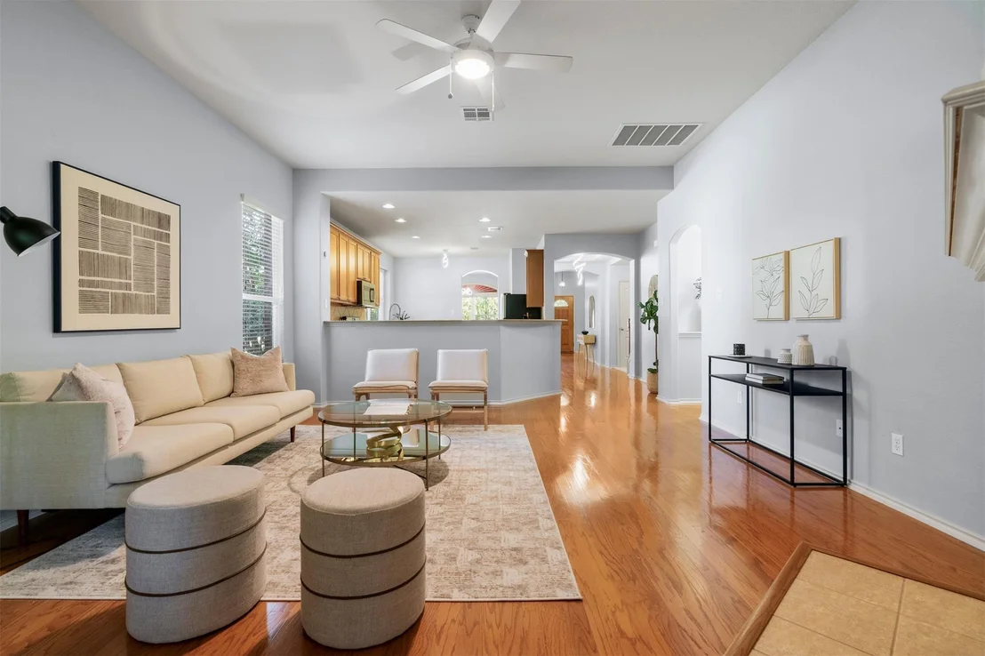 Photo of 2701 Rosemount CV