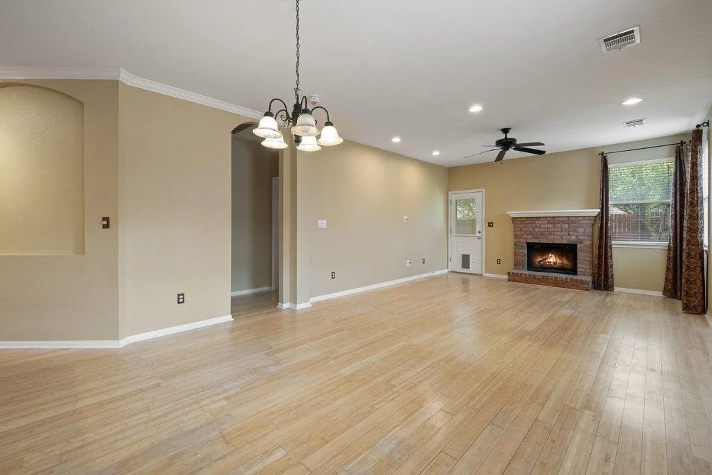 Photo of 347 Spring DR