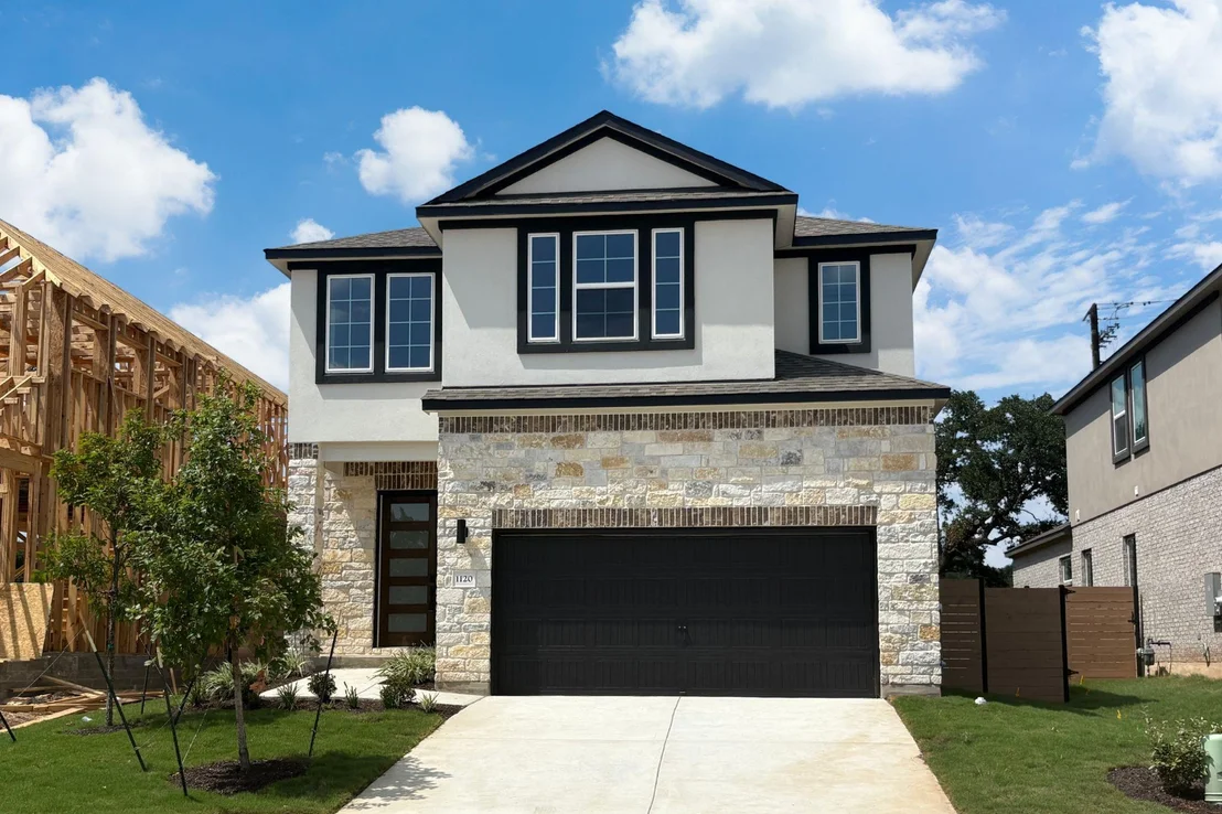 Photo of 1120 Stonehill DR