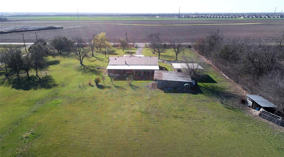 Photo of 901 County Road 134 RD