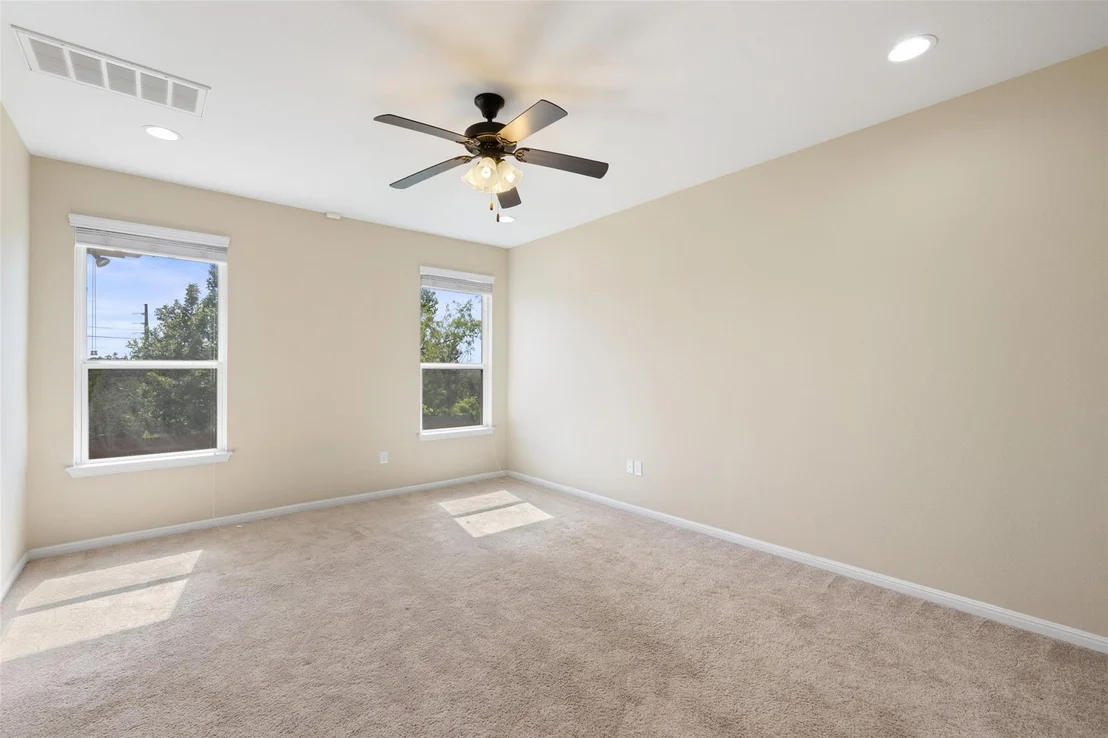 Photo of 11512 Reading WAY