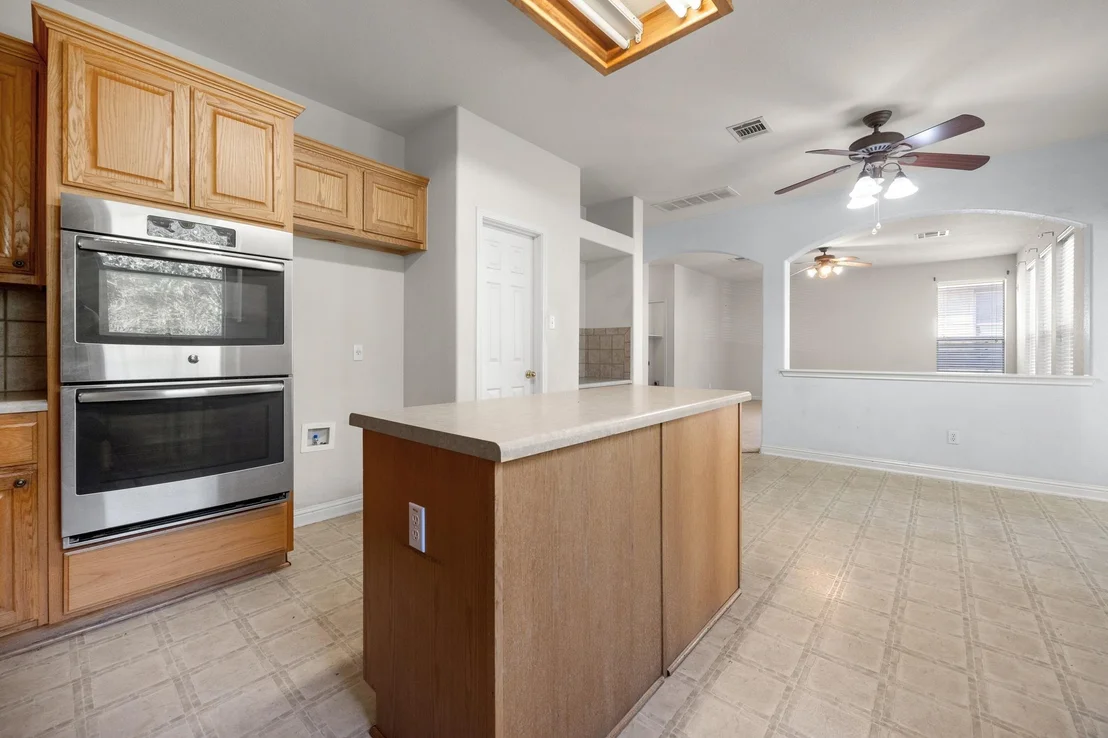 Photo of 10005 MOUNT RAINIER DR