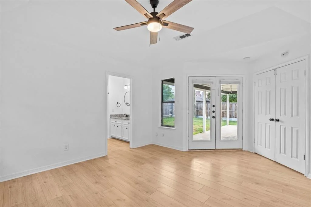 Photo of 2101 Boxwood PATH
