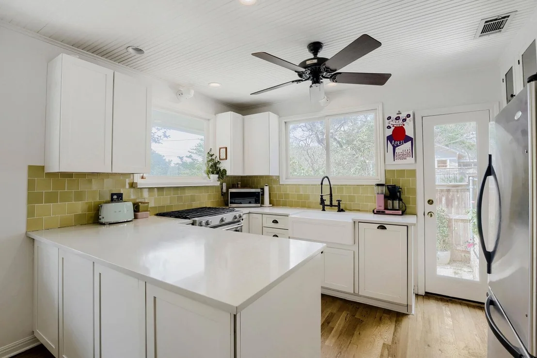 Photo of 1701 Alameda DR