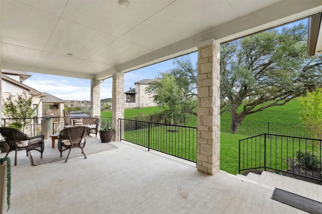 Photo of 617 Rawson BND