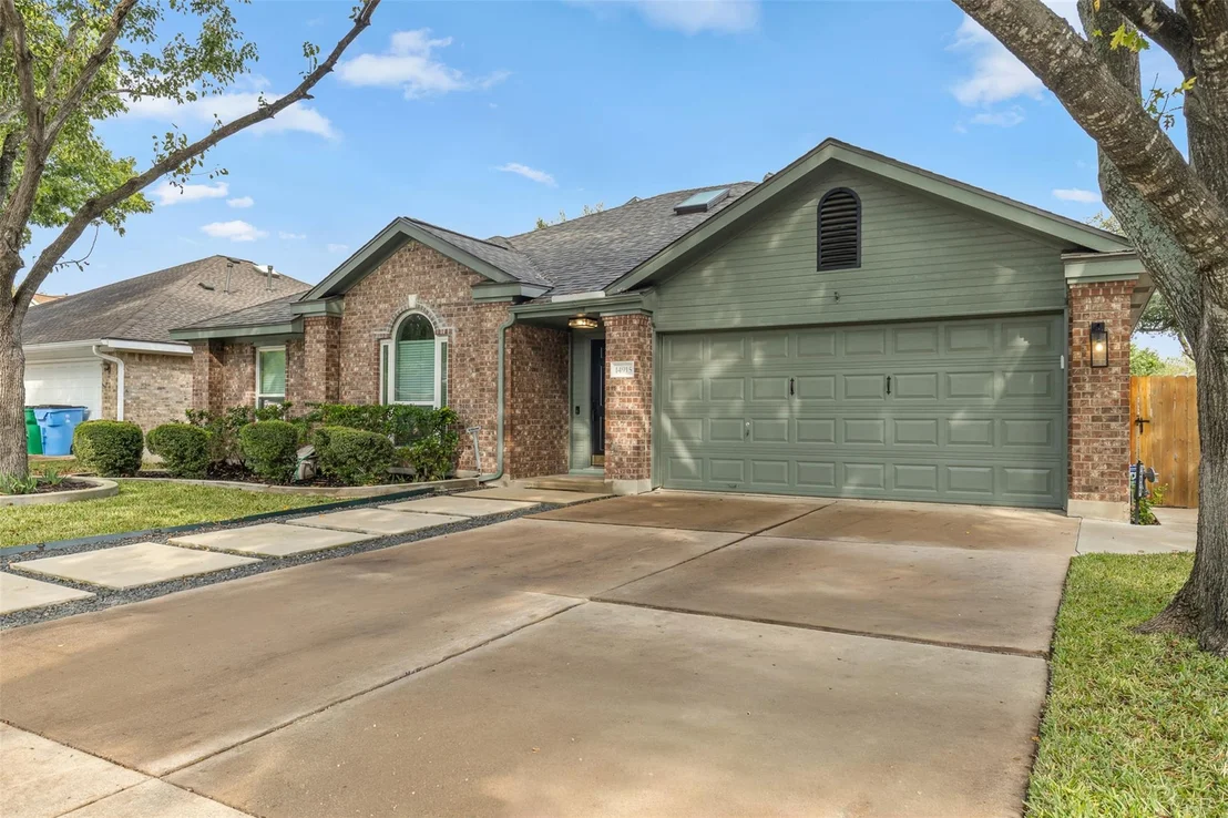 Photo of 14915 Bescott DR