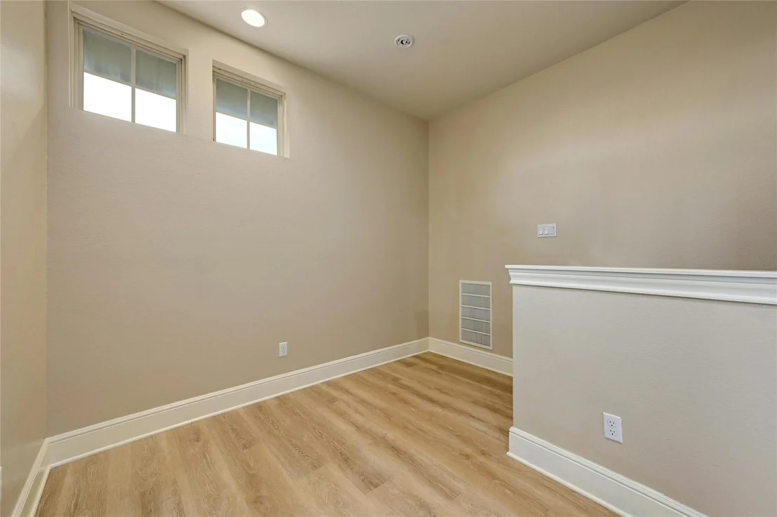 Photo of 204 Cherokee Rose CIR