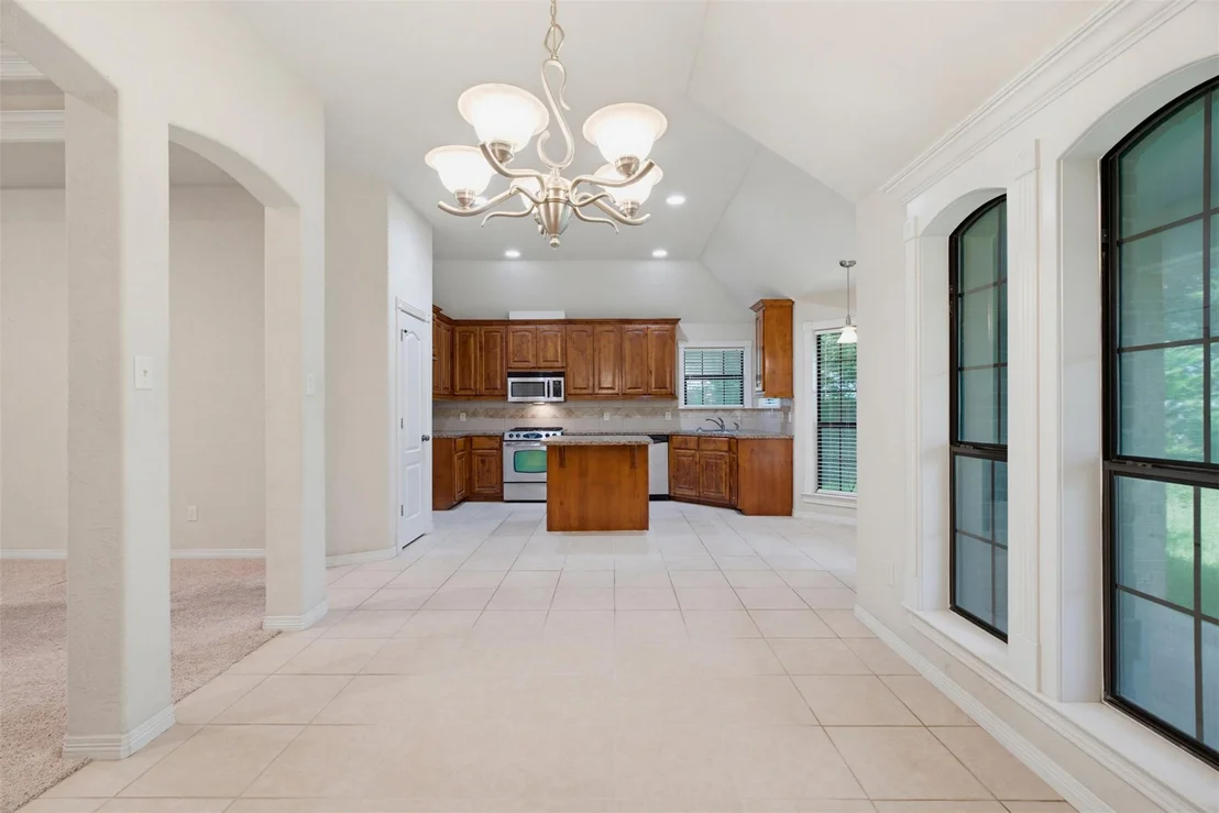 Photo of 702 Woodson DR