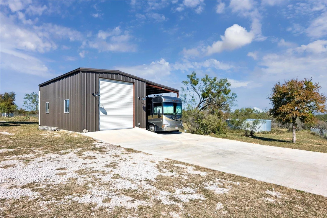 Photo of 108 Schoolhouse LN
