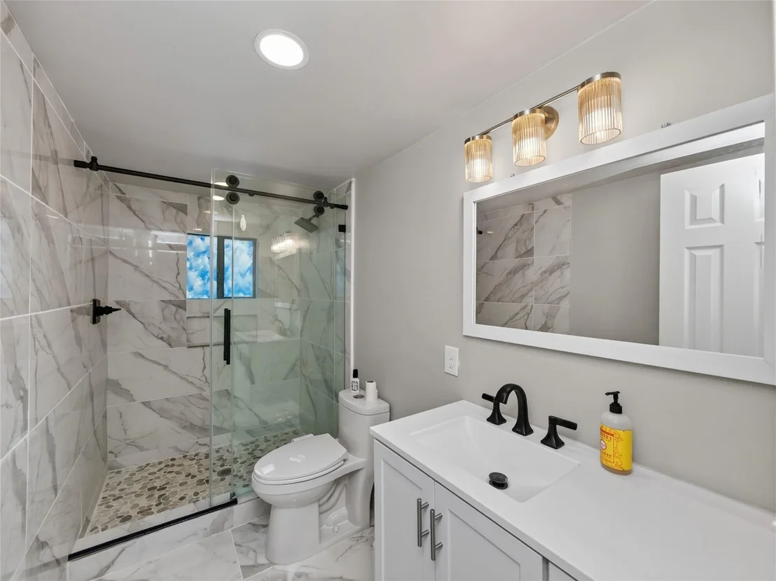Photo of 205 River RD