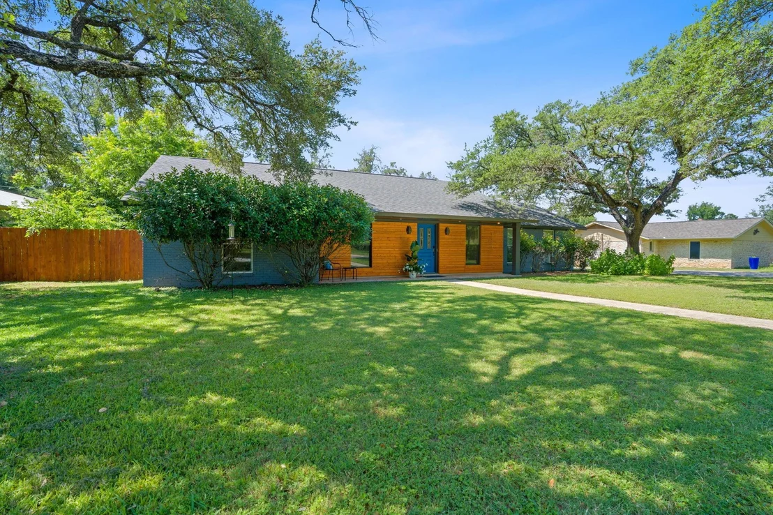 Photo of 4903 Saddle DR