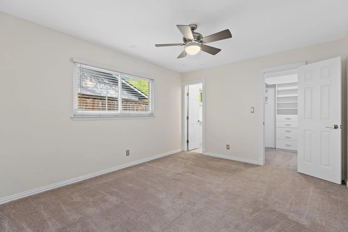 Photo of 11707 Shoshone DR