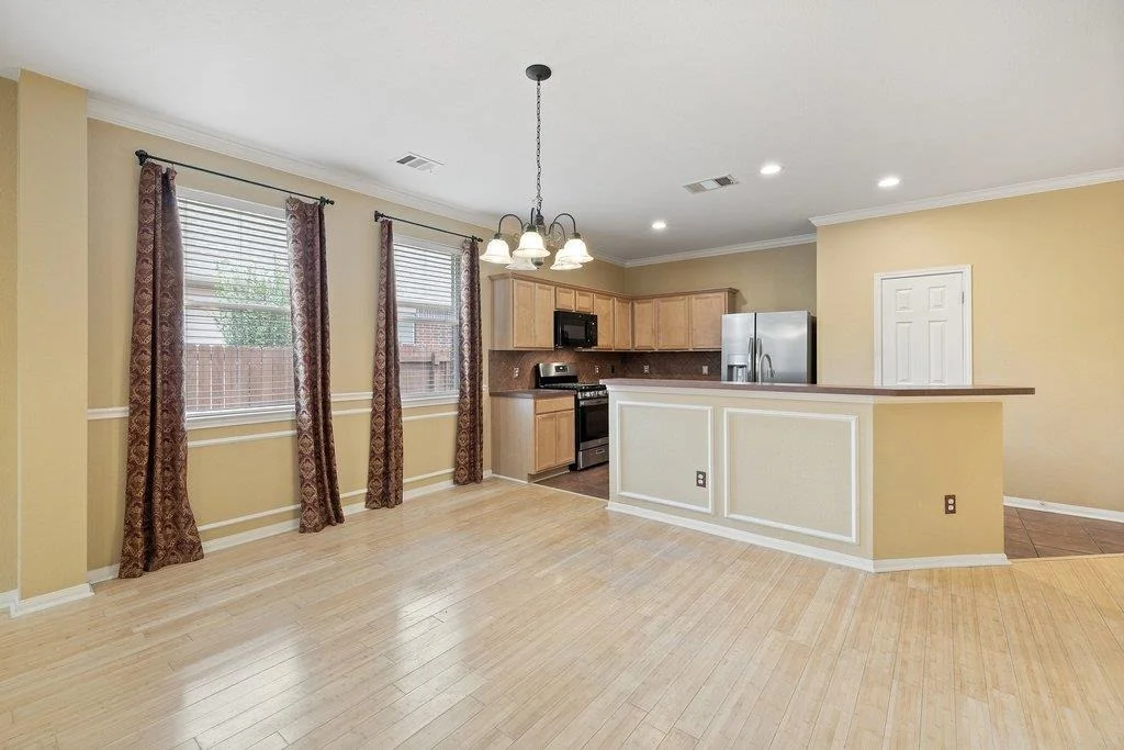 Photo of 347 Spring DR