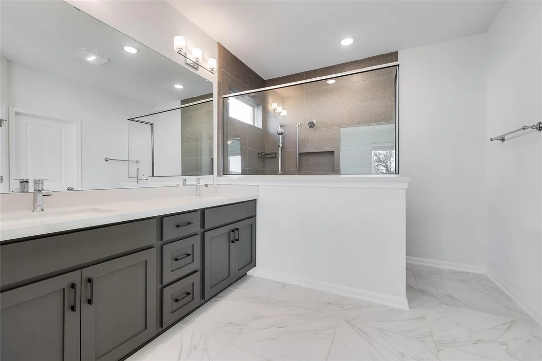 Photo of 4621 Modena Bay BND