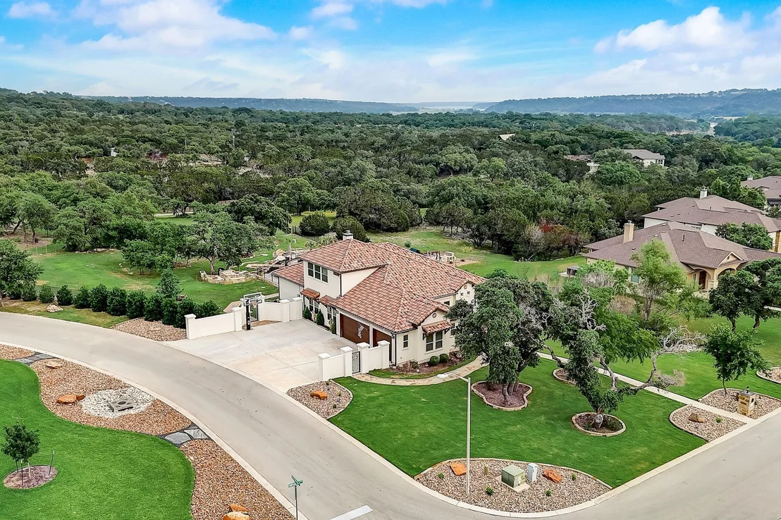 Photo of 201 Coopers Hill RD