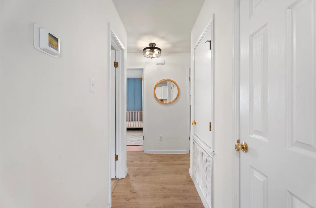 Photo of 214 Jennifer LN