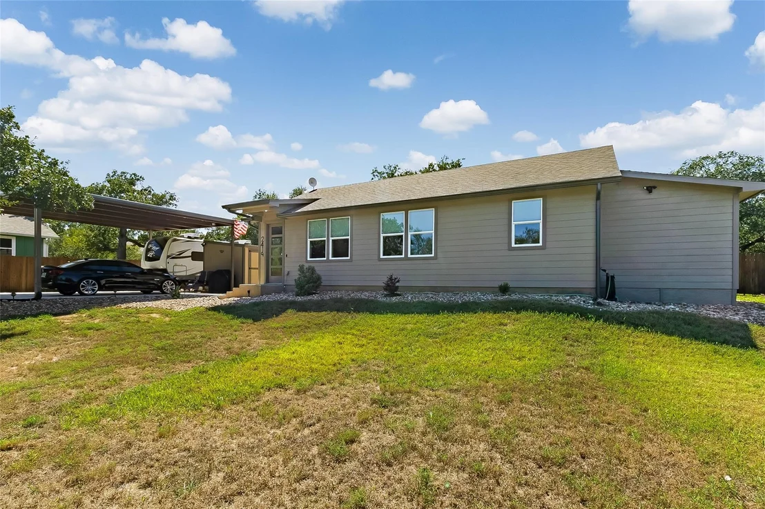 Photo of 2419 Ridgeview