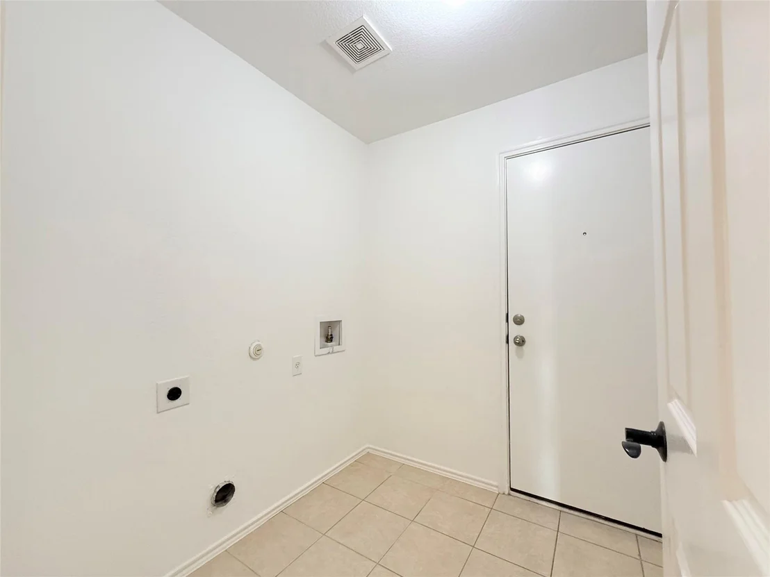 Photo of 105 Carol Ave