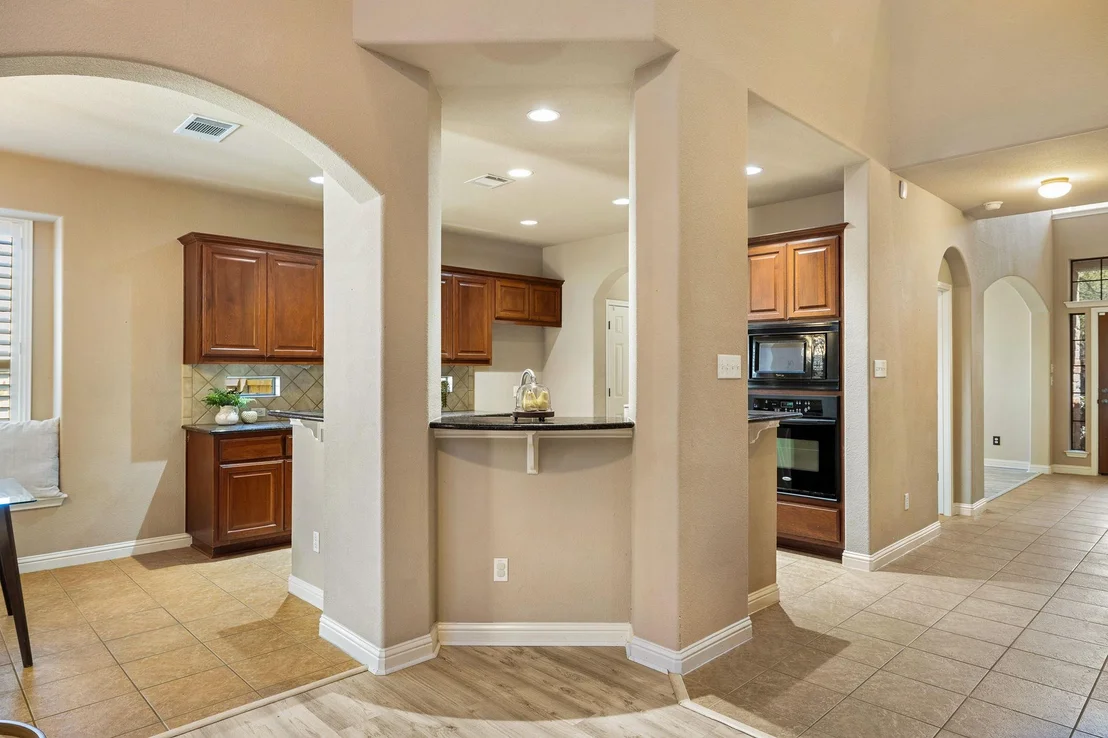 Photo of 801 Zappa DR